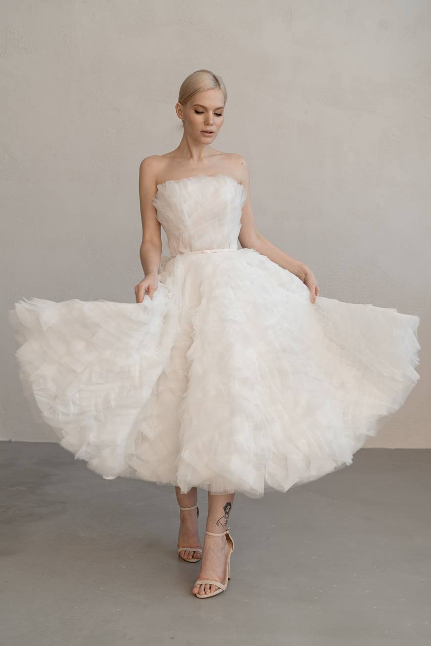 "Olivia" wedding dress